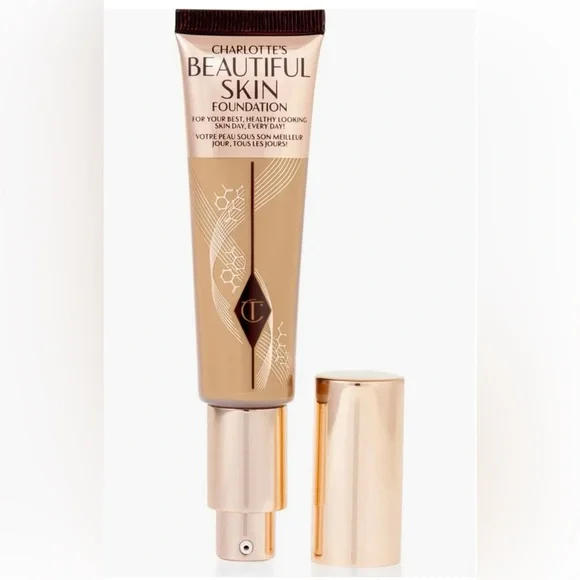 Charlotte Tilbury Make Up Beautiful Skin Foundation in 4 Warm - Picture 1 of 9